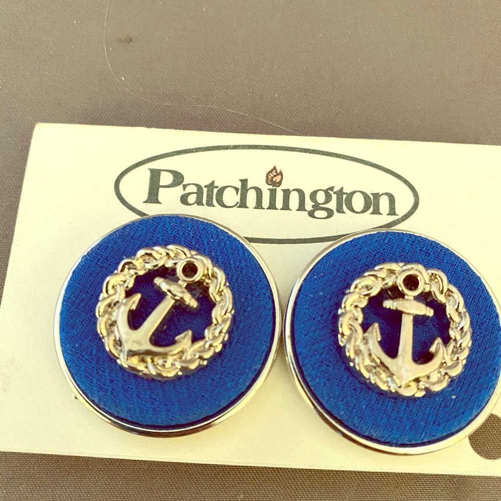 Clip earrings